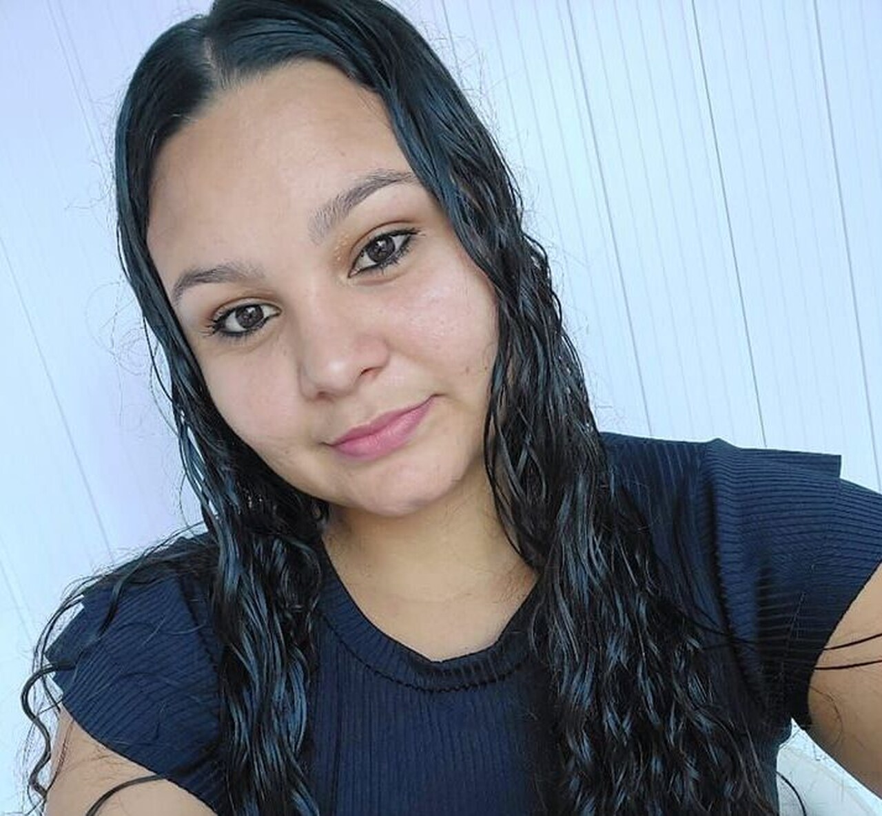 Corpo de jovem assassinada pelo ex-companheiro é velado em Araguacema do Tocantins; saiba detalhes