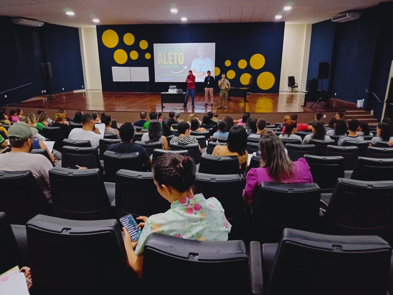 Aleto abre mais um turma de preparatório para concursos com foco na resolução de exercícios em Palmas; saiba como se inscrever