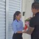 Vídeo mostra homem que matou ex-mulher na região Sul de Palmas se declarando para ela e pedindo 'perdão' com buquê de flores; ASSISTA