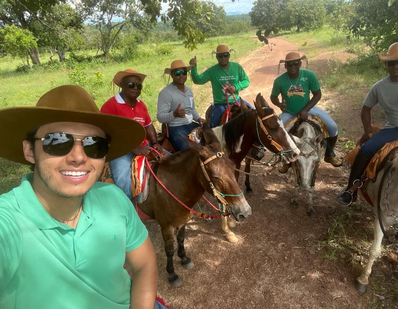 Vereador Pedro Cardoso celebra mais um ano de tradição na 'Folia do Espírito Santo' em Monte do Carmo