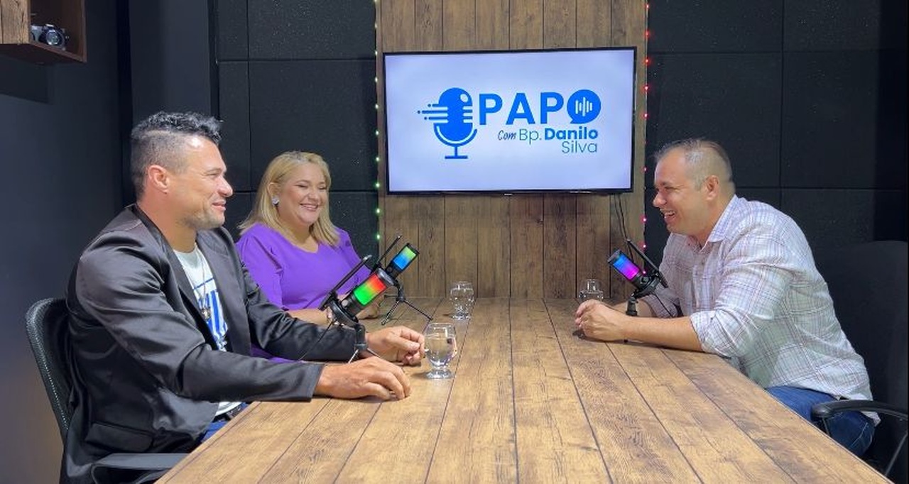 Podcast 'Papo com o Bp. Danilo Silva' estreia nesta sexta-feira (26) com a participação dos pastores Wanio e Sarita