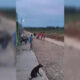 VÍDEO: Homem ateia fogo em amigo após ser chamado de “corno safado” em Alagoas