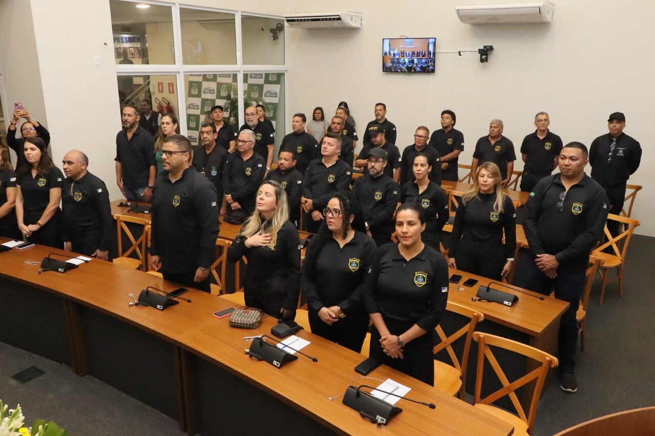 Sessão solene na Câmara de Palmas homenageia Fiscais de Obras e Posturas do município