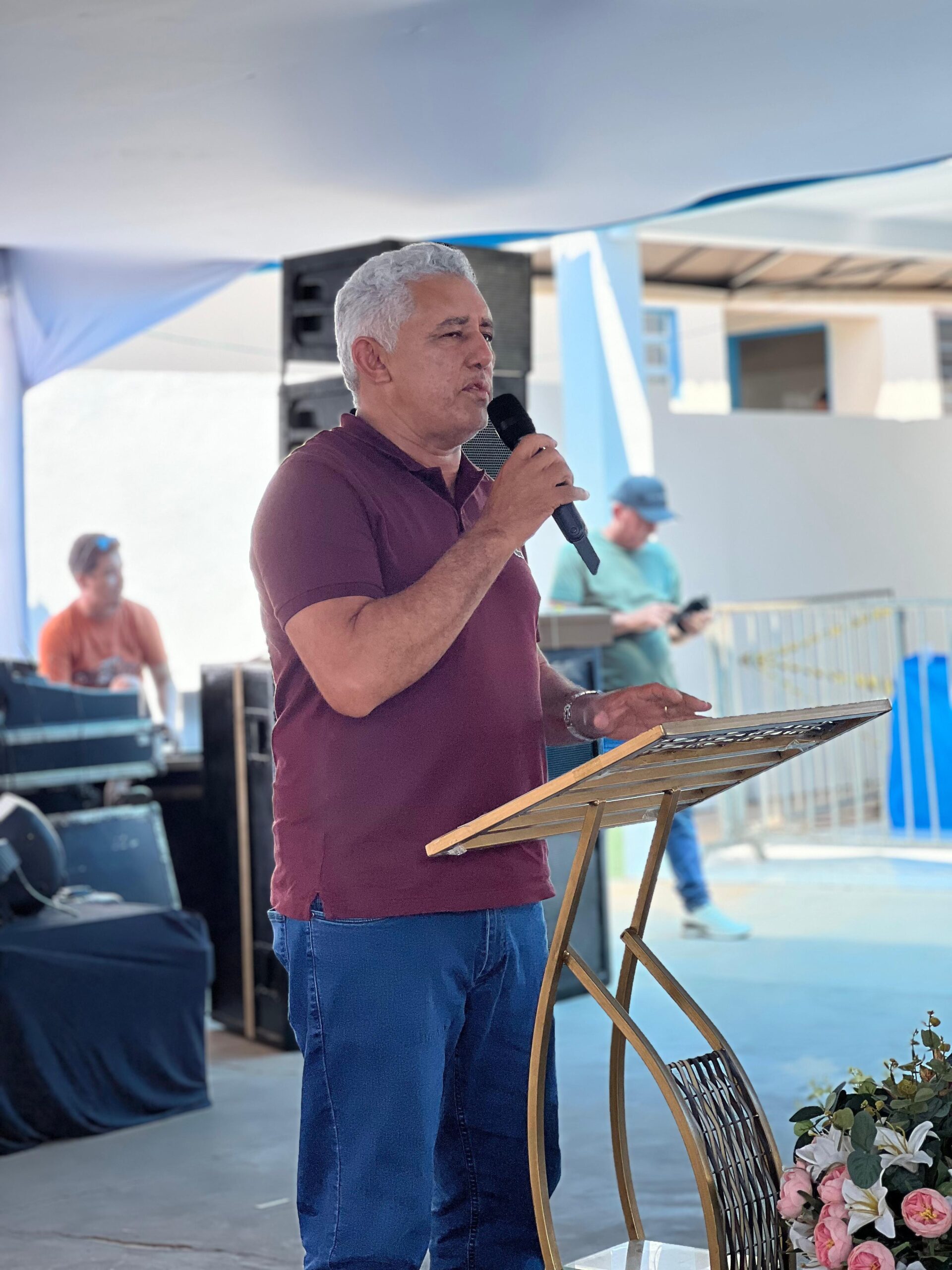 Em Lizarda, deputado Cleiton Cardoso participa de celebração do Dia das Mães