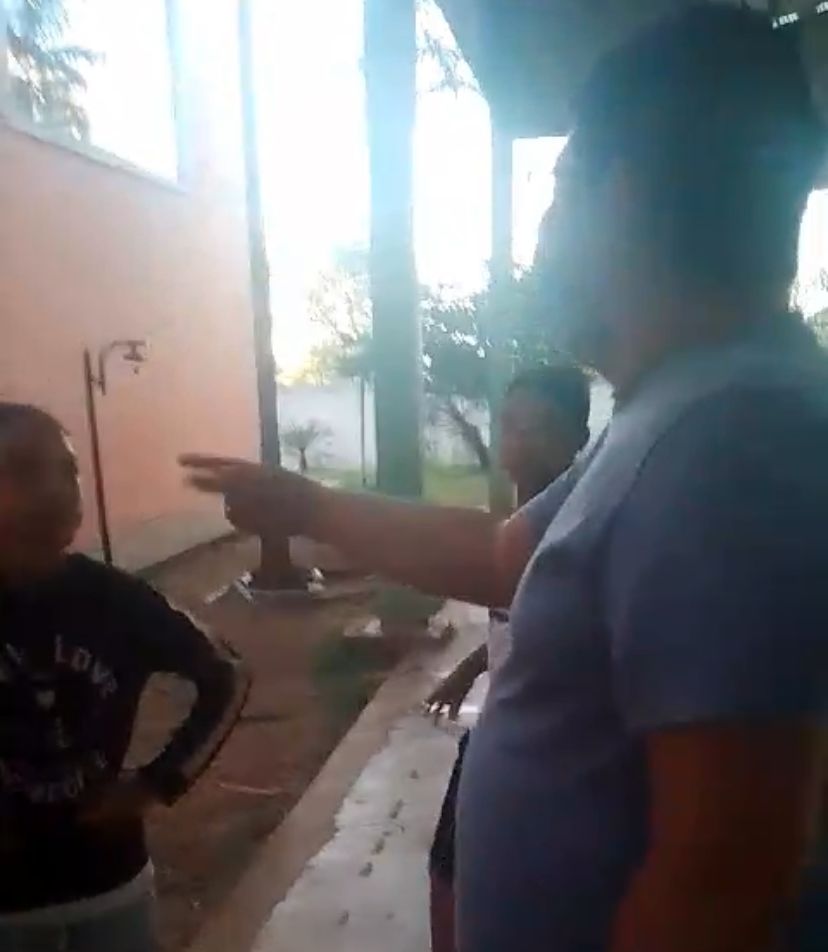 VÍDEO: Caso de agressão e xenofobia é registrado em delegacia contra professor de escola municipal do Aureny III, em Palmas; entenda