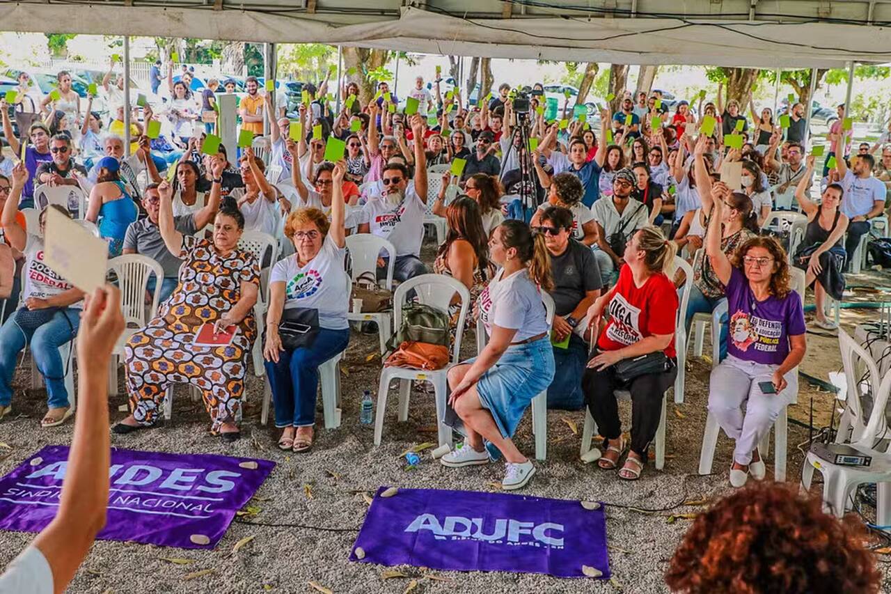 Após acordo, universidades terão até 3 de julho para saírem da greve