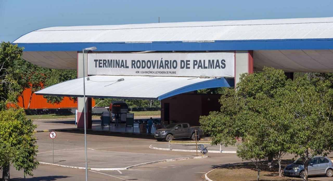 Mulher entra em trabalho de parto após ser presa por tráfico no terminal rodoviário de Palmas