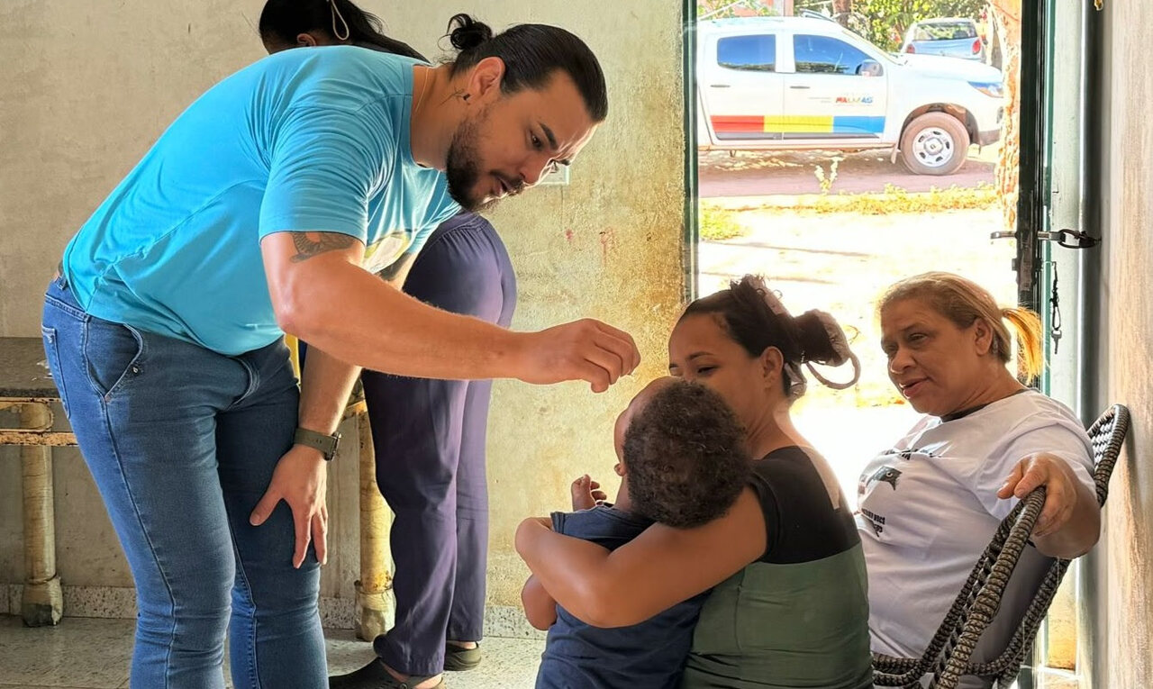 Atenção, mamães e papais! Secretaria da Saúde de Palmas inicia visitas domiciliares para vacinar crianças menores de cinco anos