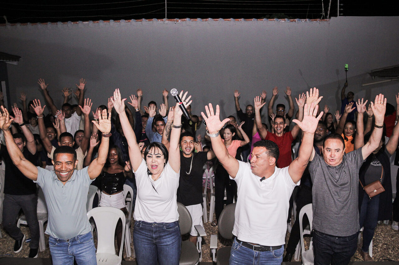 Pré-candidato a vereador Moisés Alves reúne centenas de jovens em encontro da juventude em Palmas