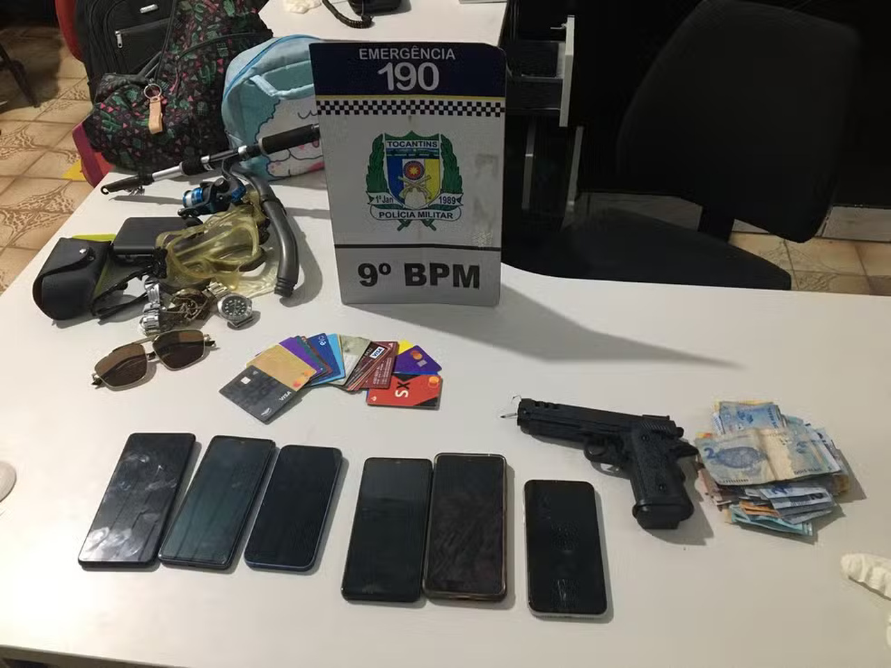 Rastreamento de celular leva polícia a prender suspeito de fazer arrastão em praia de São Miguel do Tocantins