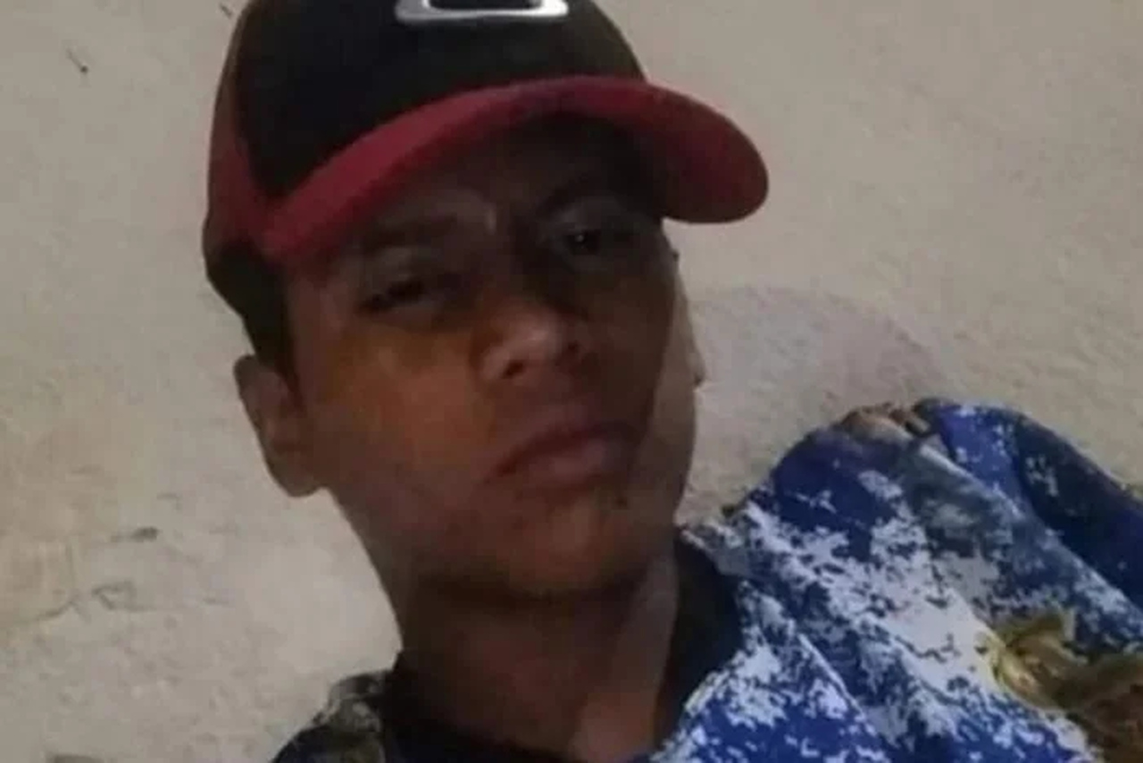 Mãe mata filho a facadas após adolescente dizer que a odiava