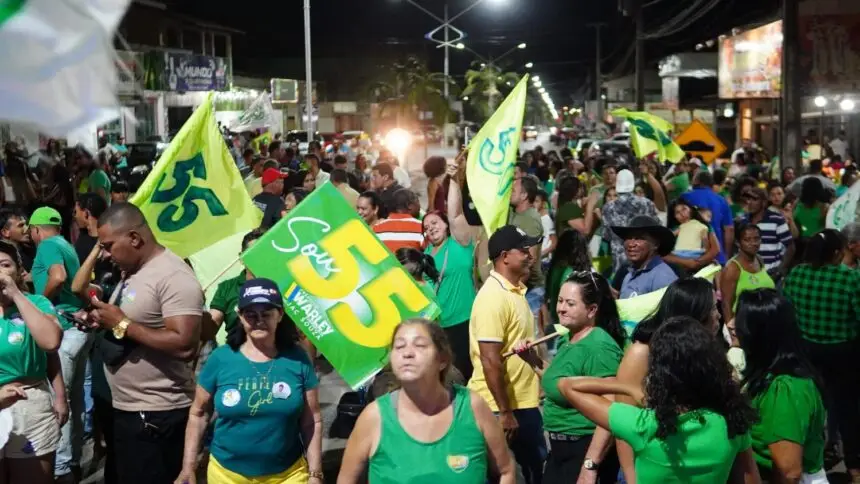 Candidato a prefeito e vice, Warley Evangelista e Jac Souza inauguram comitê de campanha com grande carreata em Combinado, no Tocantins