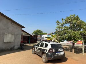 Homem é preso em Paraíso por posse ilegal de arma após mandado de busca