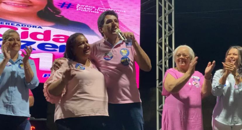 Comício no Aureny III fortalece campanha de Cida Rozeno em Palmas com a presença do candidato a prefeito Júnior Geo