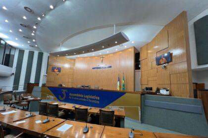 Deputados estaduais do Tocantins solicitam aumento de emendas parlamentares com impacto de R$ 31,8 milhões; uso dos recursos já foi alvo de três operações policiais