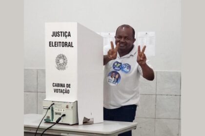 Candidato a vereador, Joatan de Jesus vota nesta tarde de eleições e reafirma compromisso com a população palmense