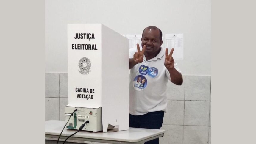 Candidato a vereador, Joatan de Jesus vota nesta tarde de eleições e reafirma compromisso com a população palmense