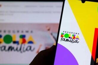 Caixa paga nesta quinta parcela de abril do Bolsa Família e Auxílio Gás para NIS final 3; benefício médio é de R$ 668,73