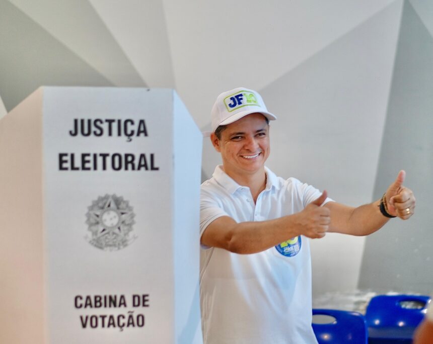 "Fizemos uma campanha limpa e mostramos que Araguaína pode mais", diz Jorge Frederico ao votar