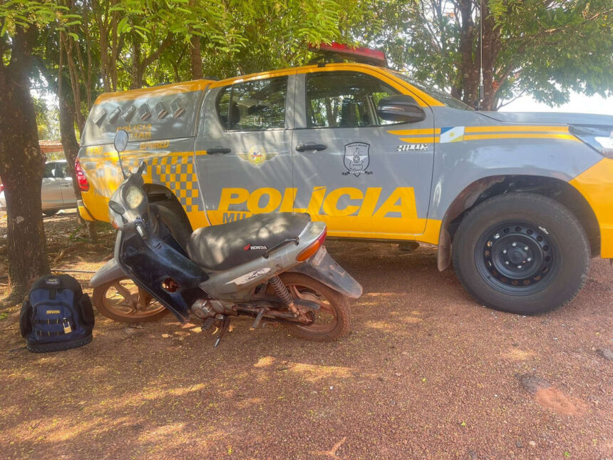 Araguaína: Moto roubada há quatro anos é recuperada e condutora presa por receptação