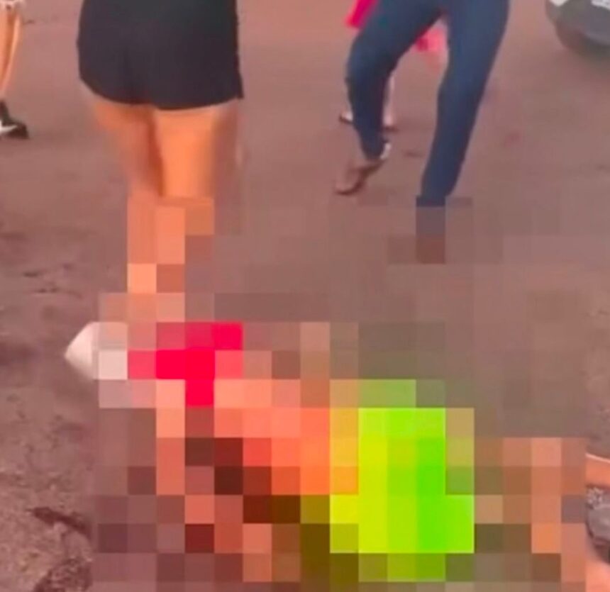 Jovem de 21 anos é esfaqueado e agredido por grupo de 15 pessoas durante briga no setor Aureny III, em Palmas