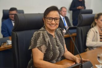Vereadora Professora Iolanda Castro solicita estudo para duplicação da Av. LO-5 em Palmas