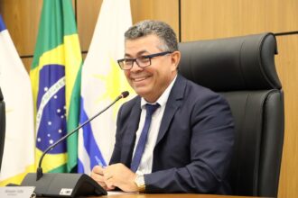 Vereador Folha solicita melhorias para infraestrutura de Quadras da região Norte da capital