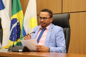 Vereador Josmundo requer roçagem e limpeza no Lago Sul para combater insegurança e riscos à saúde