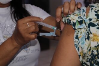Prefeitura de Porto Nacional inicia vacinação em órgãos públicos e escolas; veja o cronograma