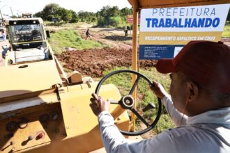 Prefeitura inicia recapeamento asfáltico na Avenida Teotônio Segurado; obra beneficiará moradores do Taquari e será entregue em 10 dias