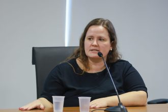 Saúde de Palmas apresenta linha de cuidado ao autismo e amplia diálogo com famílias