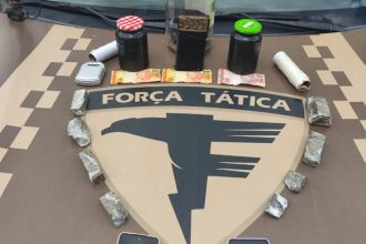 PM prende três pessoas por tráfico em Gurupi após fuga e apreende quase 700g de maconha