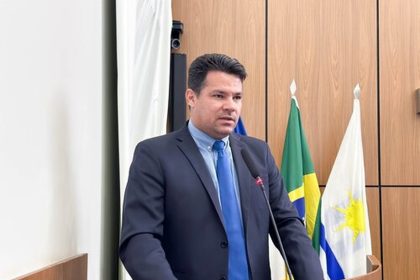 Vereador Walter Viana garante aprovação de obras de infraestrutura em cinco bairros de Palmas