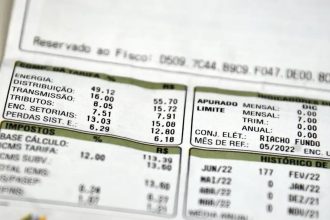 Governo quer isentar 60 milhões de pessoas do pagamento de energia até limite básico mensal