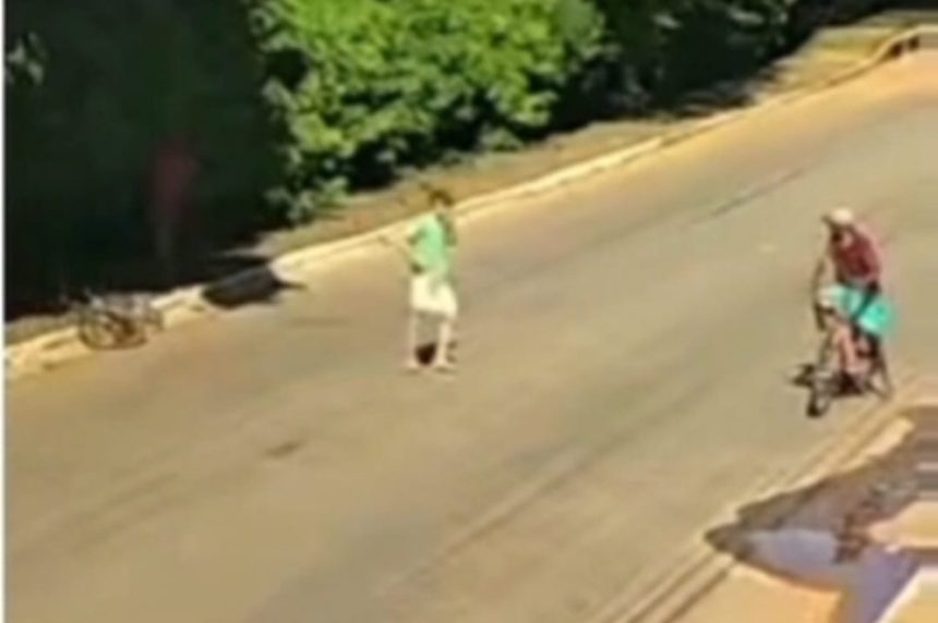 VÍDEO / Idoso de 62 anos é agredido com pedaço de madeira no setor Vila Nova em Gurupi; polícia procura suspeito