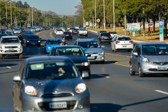 Campanha Maio Amarelo 2025 é lançada com alerta sobre excesso de velocidade e saúde mental no trânsito