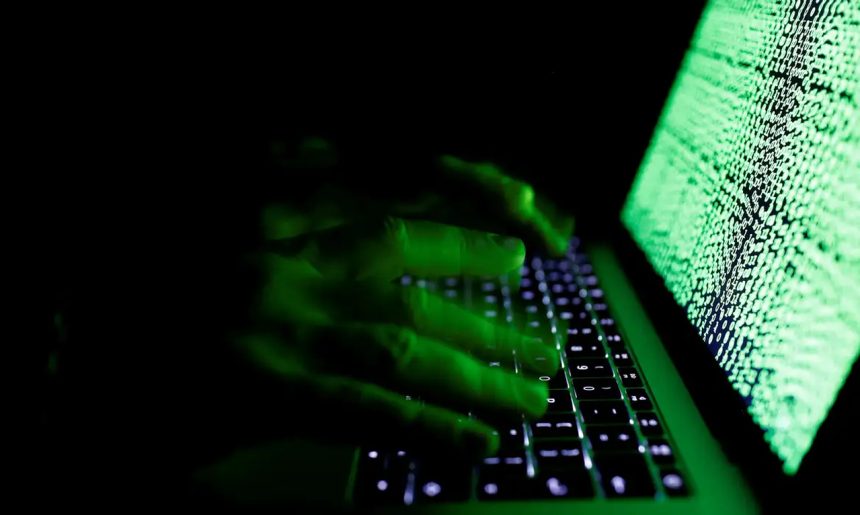 Governo oferece 10 mil vagas em curso de programação para formar novos profissionais de tecnologia