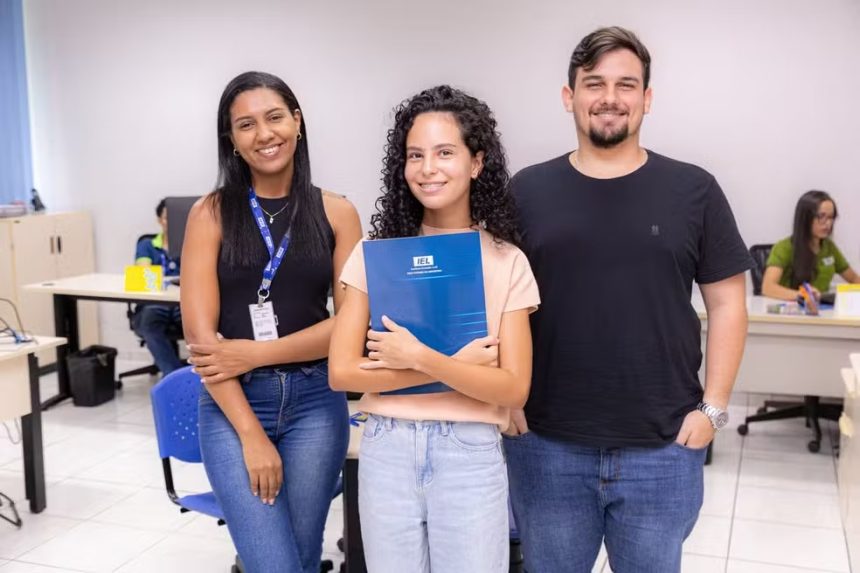 IEL Tocantins oferece 45 vagas de estágio remunerado em 11 cidades; bolsas chegam a R$ 1.700