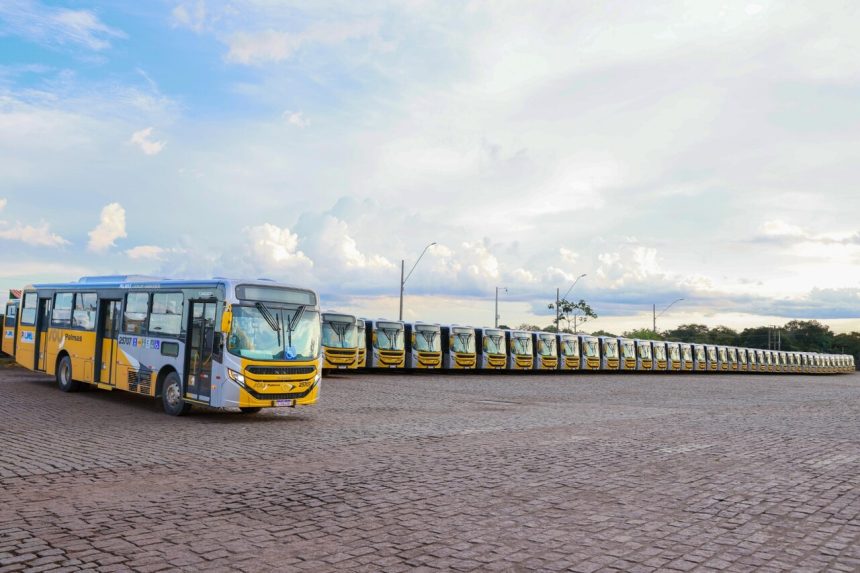 AGORA: Prefeitura de Palmas apresenta nova frota 100% zero-quilômetro e tarifa gratuita até 11 de maio