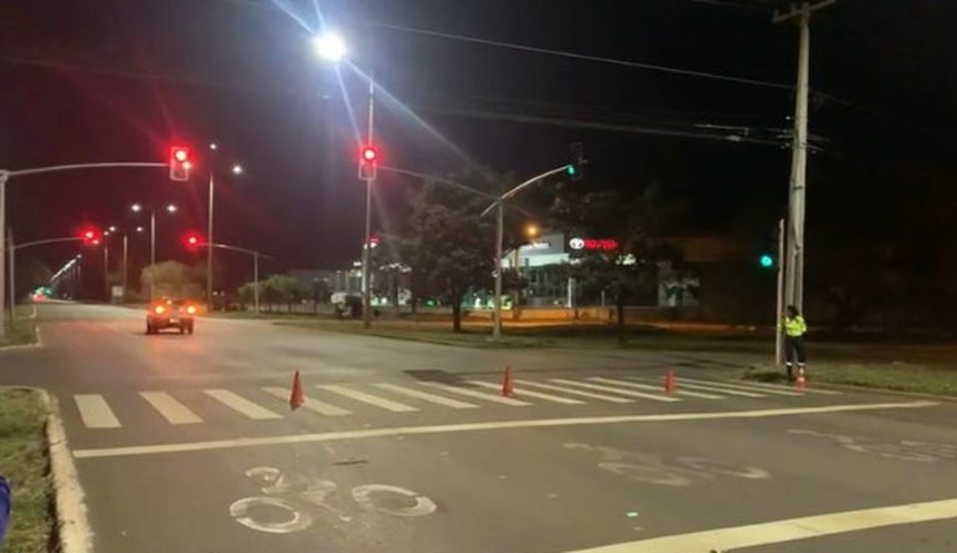Palmas faz primeira vistoria noturna em radares da Teotônio Segurado para evitar impacto no trânsito e garantir precisão