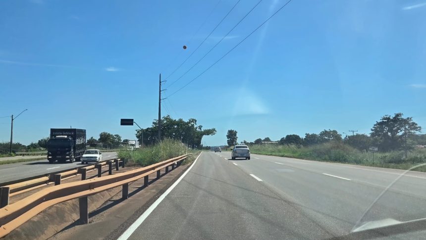 AGORA: Adolescente de 17 anos morre após colisão entre moto e carro na BR-010 em Palmas