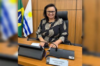 Vereadora Professora Iolanda Castro apresenta projeto “Música nas Escolas” para fortalecer a educação cultural em Palmas