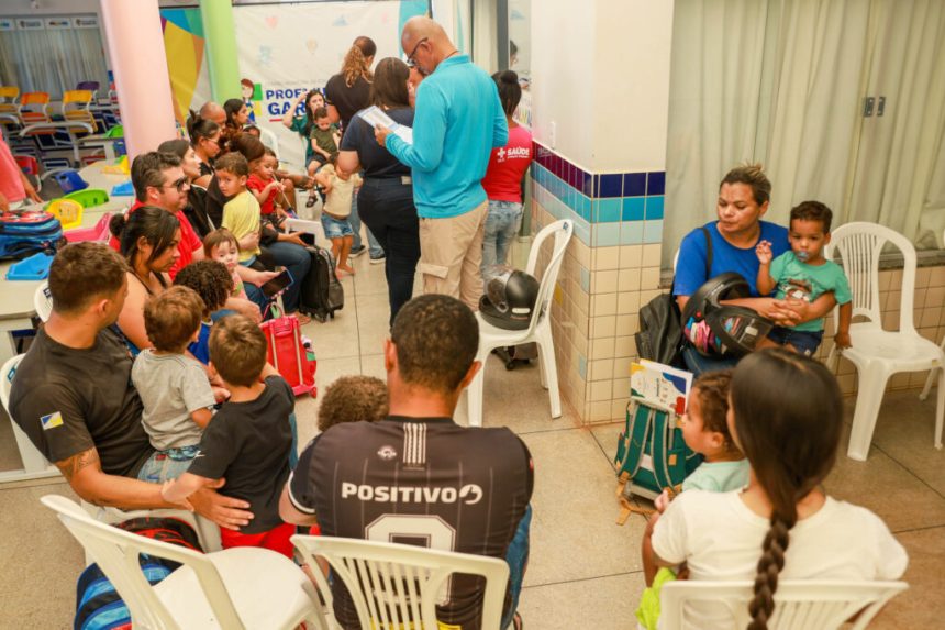 Vacinação contra varicela mobiliza pais em Cmei de Palmas após identificação de casos da doença
