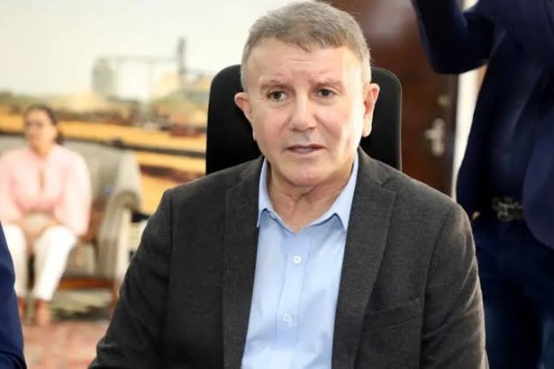 Prefeito de Palmas, Eduardo Siqueira é preso em operação da PF que investiga vazamento de informações do STJ