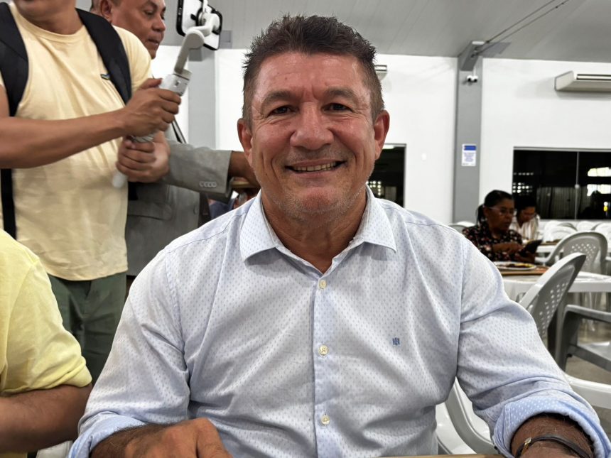 Vereador Márcio Reis acompanha reinauguração de restaurante comunitário na região norte de Palmas, que terá atendimento diário de até 2 mil refeições