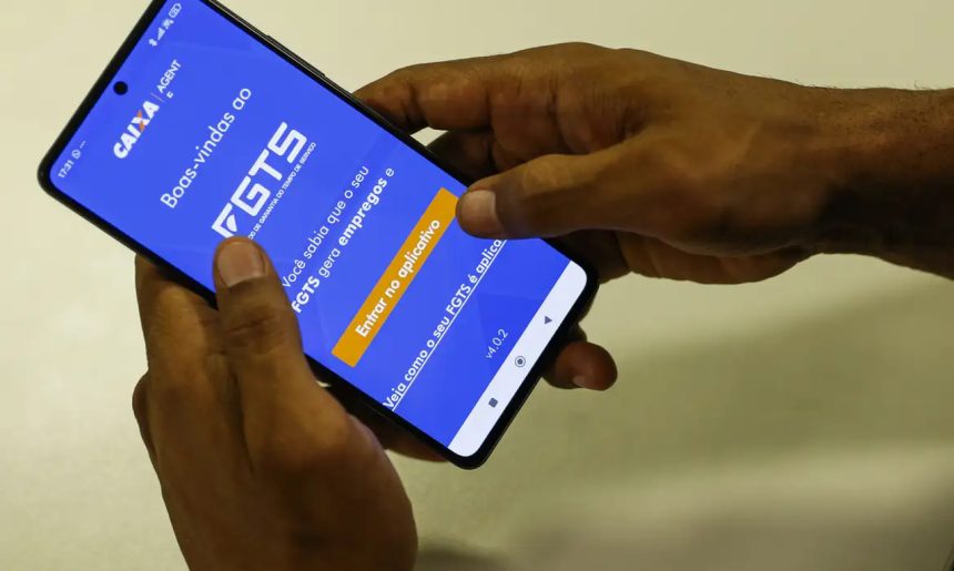 Trabalhadores com saque-aniversário do FGTS recebem nesta quarta-feira saldo acima de R$ 3 mil; pagamento chega a R$ 6,4 bilhões