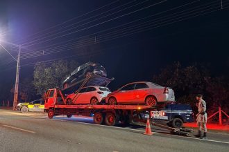 Operação Clandestinos autua 38 motoristas e remove 11 veículos por transporte irregular em Palmas
