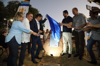 Prefeitura de Palmas entrega nova Praça Brasília no Aureny I com parque, quadra de vôlei e academia ao ar livre