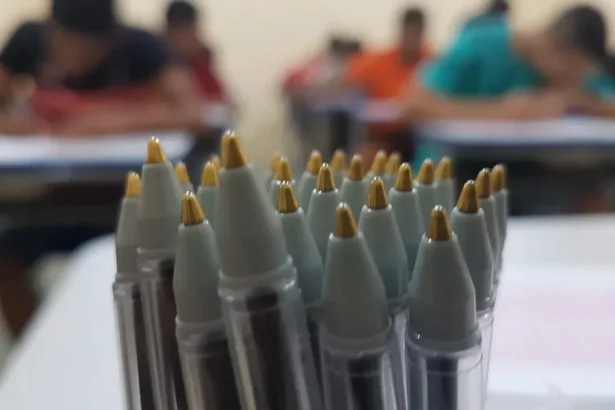 Inscrição para rede de certificadores do Enem e PND 2025 é prorrogada e pagamento pode chegar a R$ 864 por dia