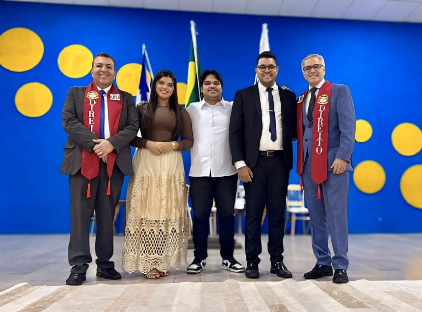 Centro Acadêmico de Direito marca presença em cerimônia simbólica do Vade Mecum na UNINASSAU Palmas 1 Centro Acadêmico de Direito marca presença em cerimônia simbólica do Vade Mecum na UNINASSAU Palmas